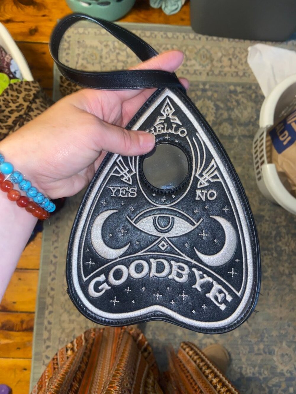 Trick n Treatz Oujia Planchette Wristlet Bag Purse - Picture 4 of 4